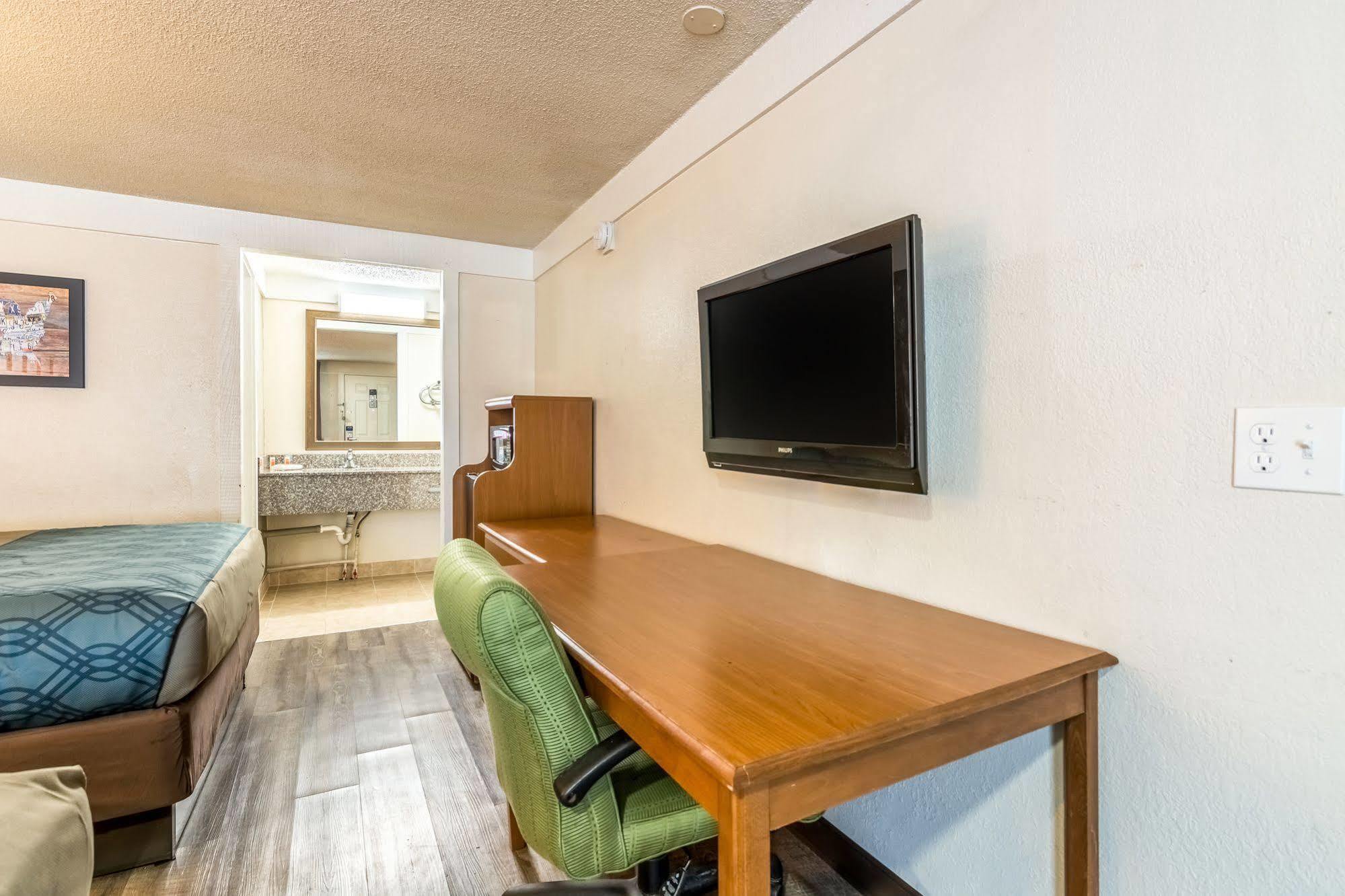 Econo Lodge - Gastonia Eksteriør billede