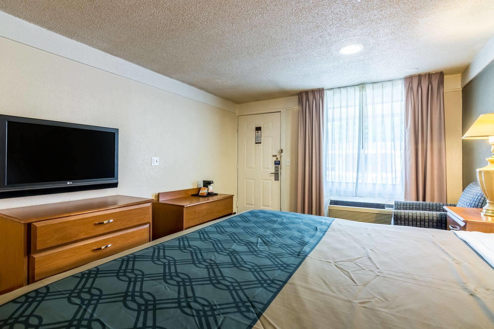Econo Lodge - Gastonia Eksteriør billede