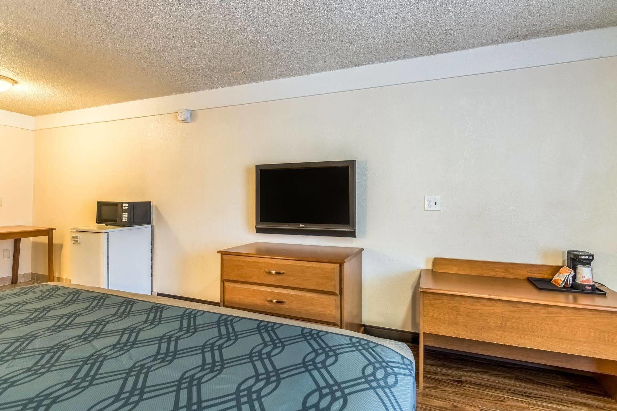 Econo Lodge - Gastonia Eksteriør billede