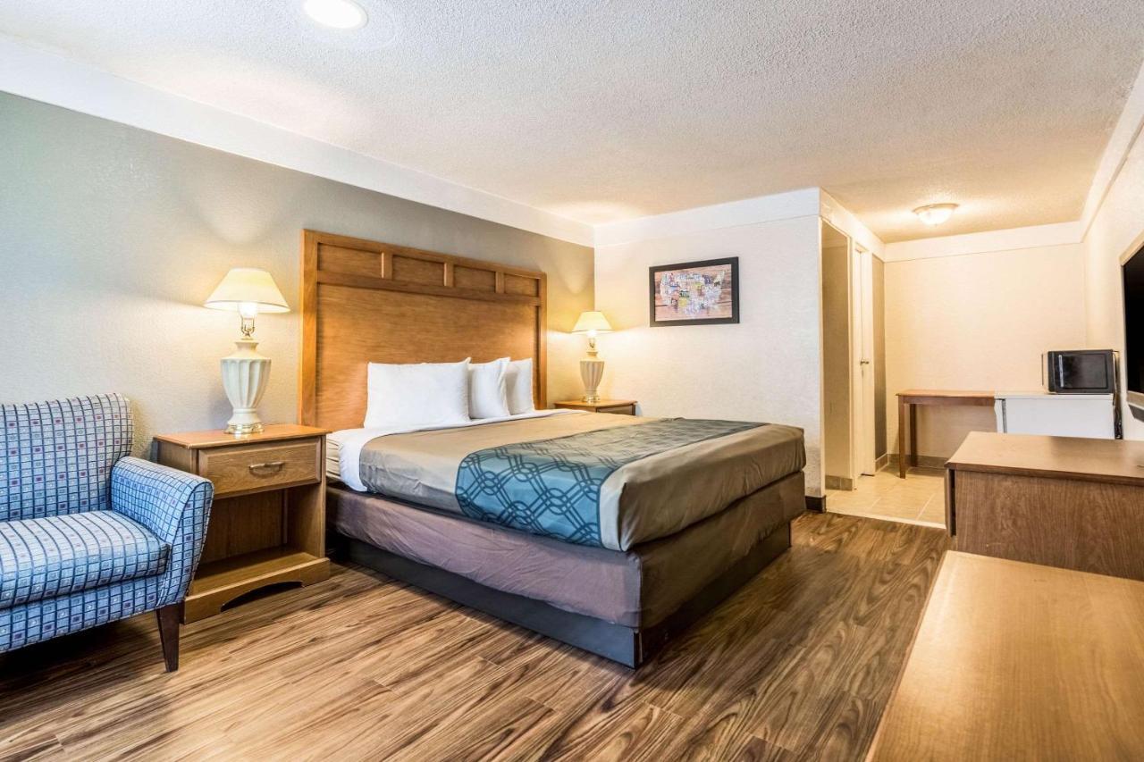 Econo Lodge - Gastonia Eksteriør billede